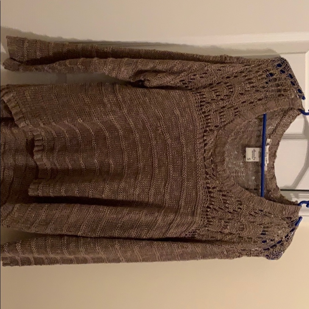 Long sleeve t-shirt